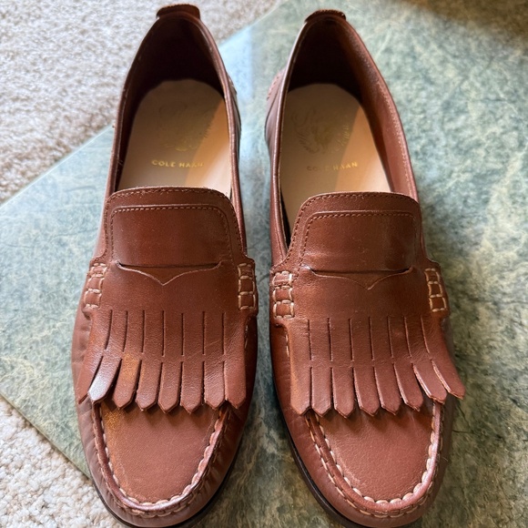 Like New | Cole Haan | Women’s leather loafer | Brown - Picture 1 of 3